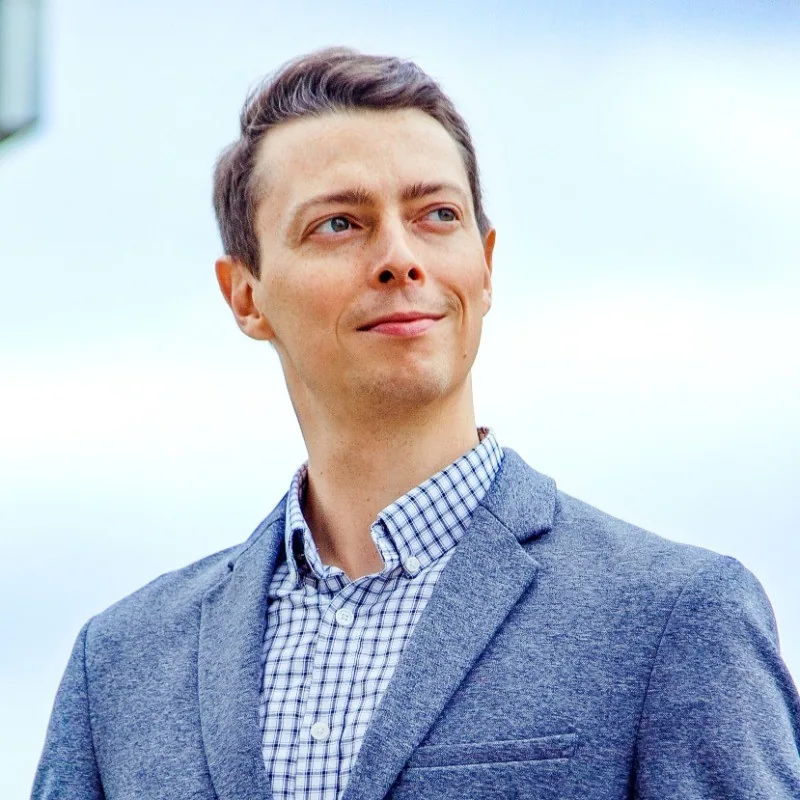 Dr. Mathieu Poirier